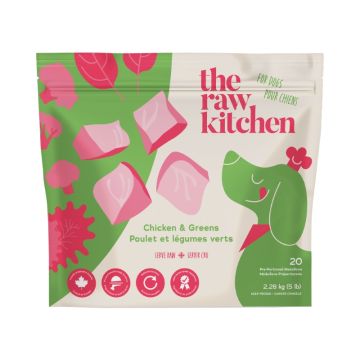 Nourriture fraîche pour chien poulet et légumes verts