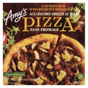 Pizza aux légumes grillés sans fromage végétalienne