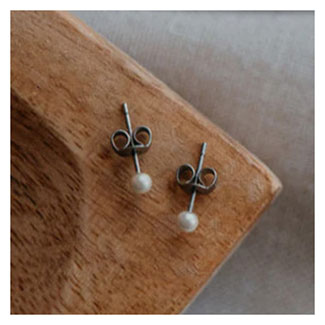 3 mm Pearl Earrings – Soha 3 mm Pearl Earrings – Soha
