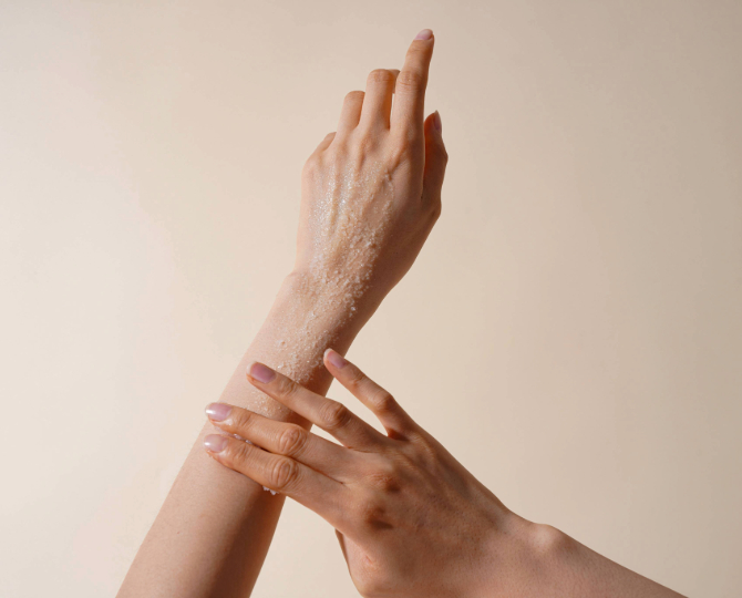 10 Gentle After-Sun Treatments to Soothe, Moisturize, and Repair